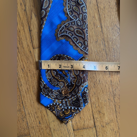 70s Vintage Oleg Cassini for Harris and Frank Blue Silk Paisley Tie - Picture 5 of 5